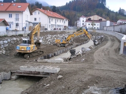 Bauarbeiten am Schwarzenbach