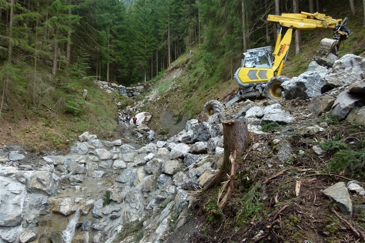 Link zur Seite Hochwasserschutz Burgberg (Wustbach)